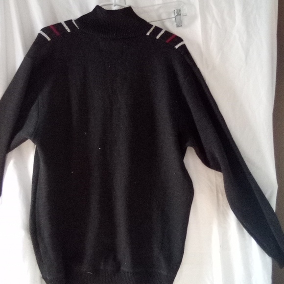 Men's sweater - Picture 2 of 4